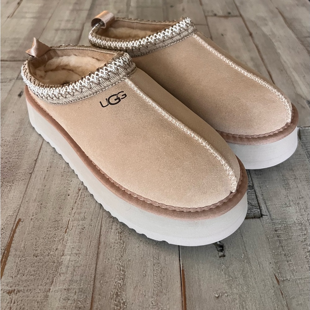 UGG tazz slippers